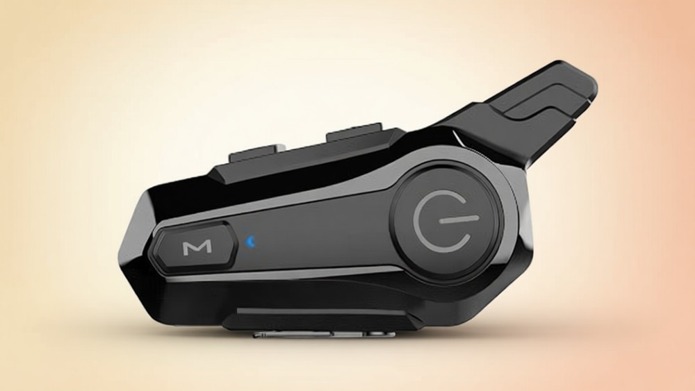 Wipeeyes E1 Helmet Intercom Review: Budget 2-Rider Communication with CVC
